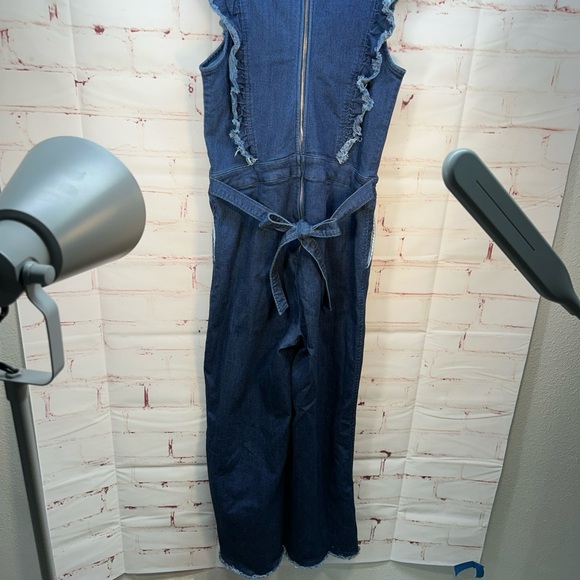 Rachel Roy denim jumpsuit medium size 8 blue stretch ruffle flare - Picture 8 of 10